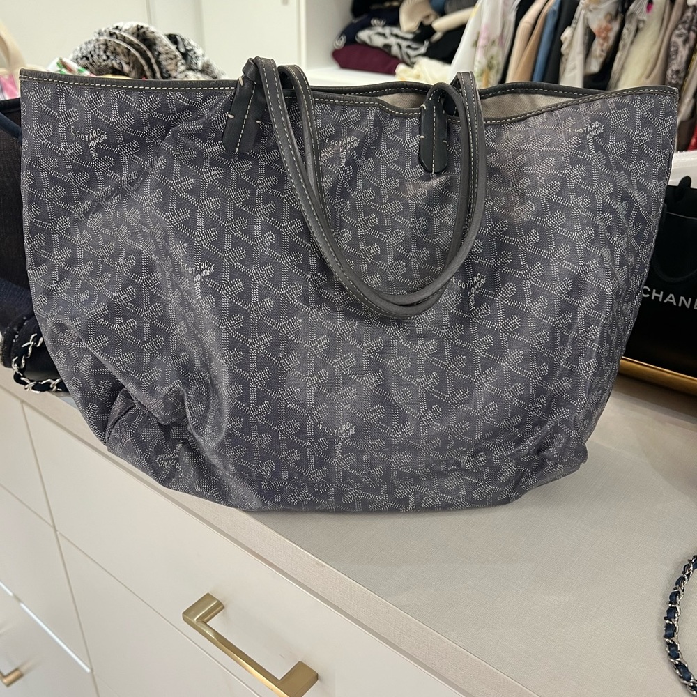 Goyard tote-Grey. Used. With insert. As is.
